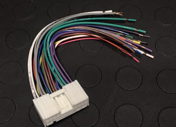 Reverse OEM Radio Headunit Harness Pigtail 2001-2005 Mazda Miata (Car Side) [Metra] 71-7903 - Image 2